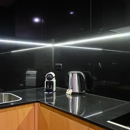 Northern Star Apartment *