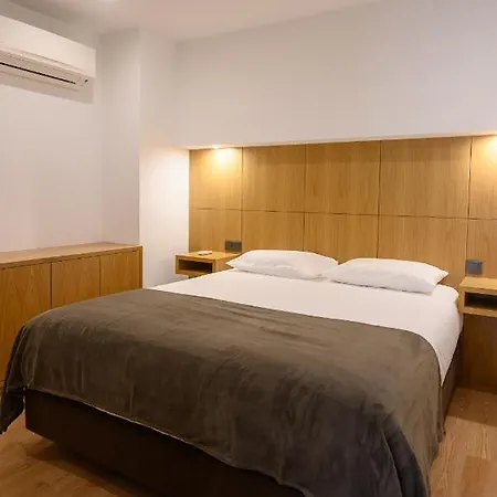 Northern Star Apartment *